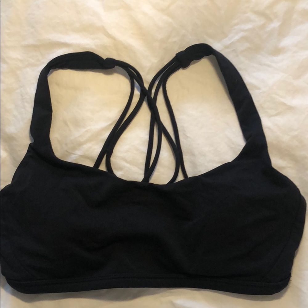 LuLuLemon Free to Be Sports Bra Size 4